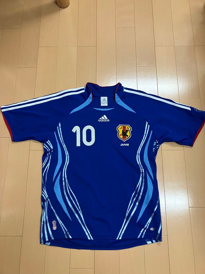 中村俊輔　ユニフォーム　サッカー　日本代表　ワールドカップ　Jリーグ　FIFA