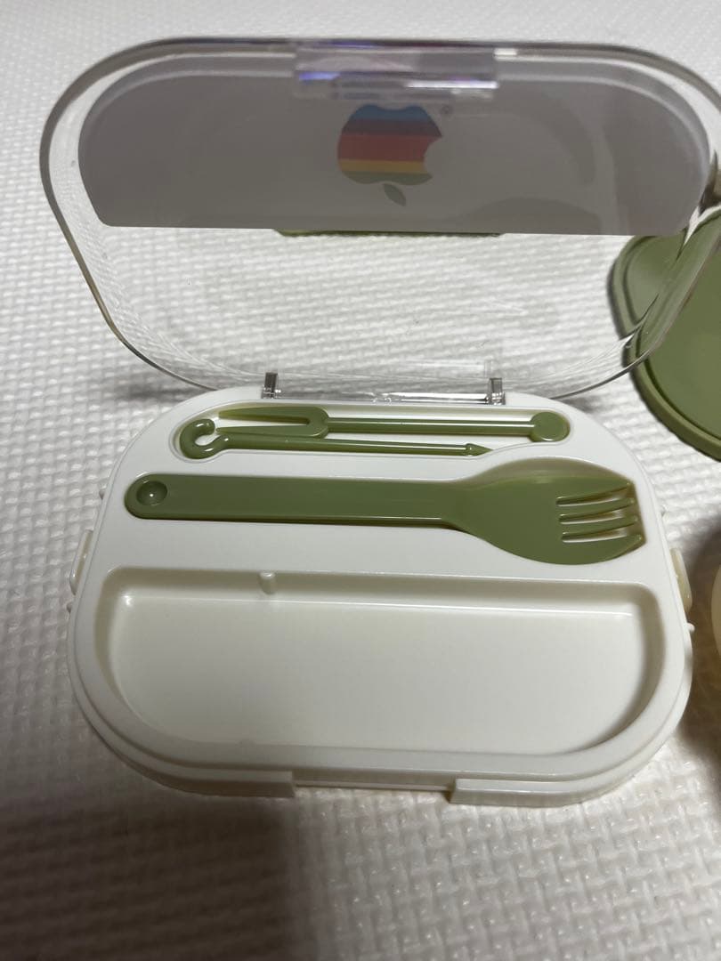 Apple 激レア　非売　レインボーロゴ　お弁当箱　新品未使用