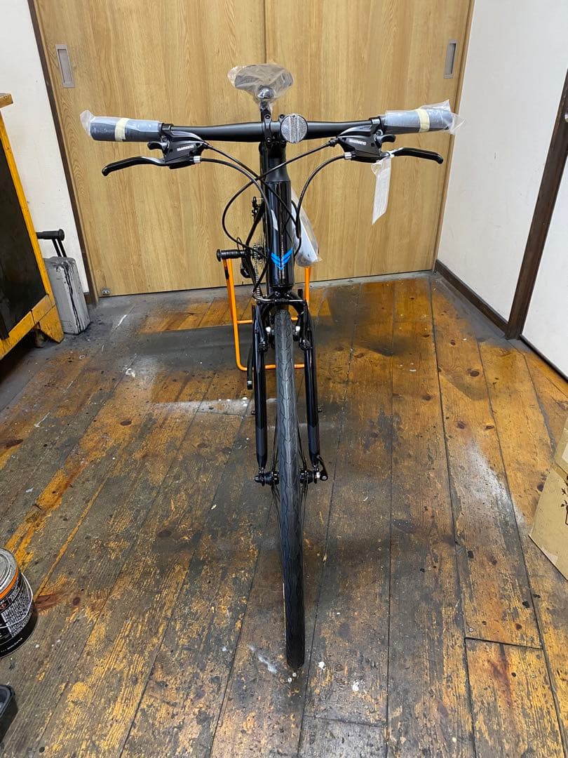 新車　クロスバイク　FELT VERZA SPEED　700C　24段変速