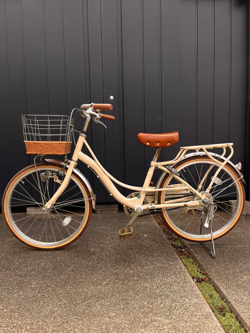 【Ki※】アサヒサイクル　女の子　クリーム色 20インチ 前カゴ付き