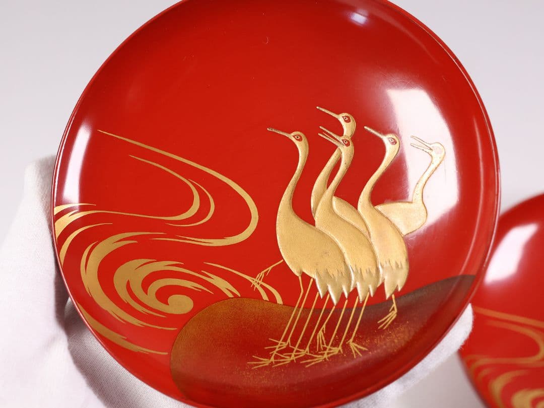 【CM374】時代木製漆器 光琳写 金蒔絵 群鶴図 朱塗 引盃 五客 小皿 杯