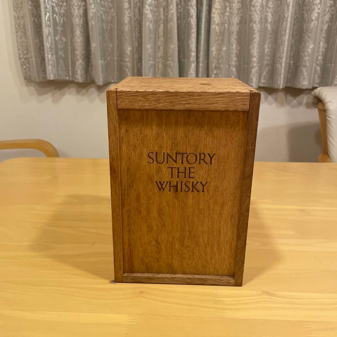 A*n様 Suntory THE WHISKY 木製ボックス入り