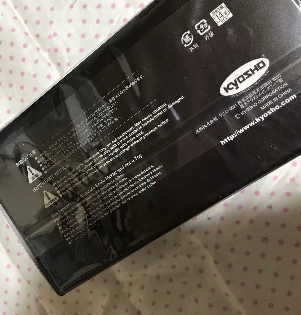 レクサス　LBX 左ハンドル　京商　④