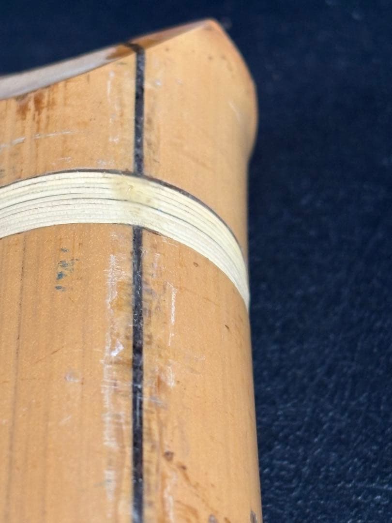 C081 高級 尺八 一尺八寸（約54.5cm） 根掘り 竹製 二つ折 管内朱塗