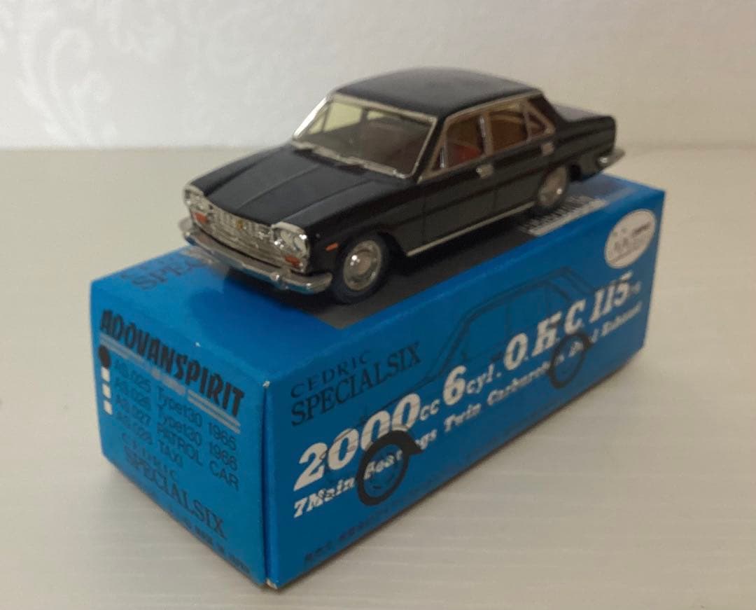 セドリック　スペシャル6【アイアイアドカンパニー】　1/43