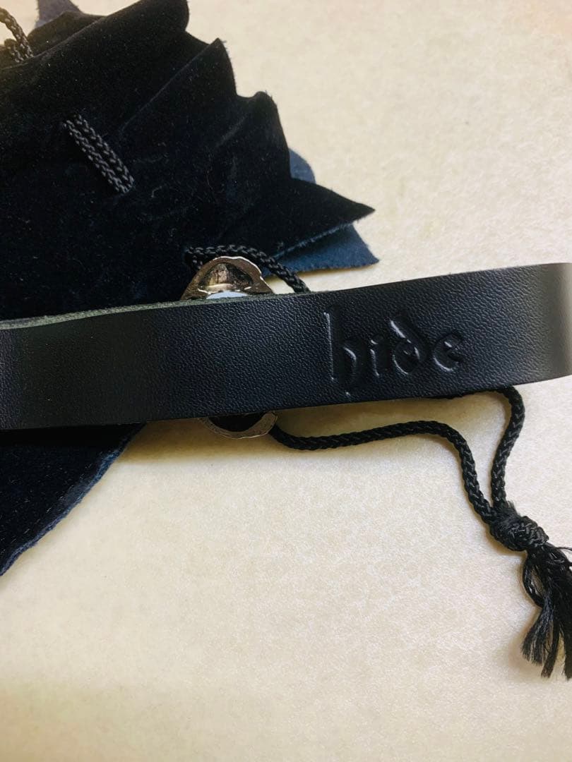 hide 目玉　レザー　ブラック　黒　レザーチョーカー　ストラップ　ネックレス