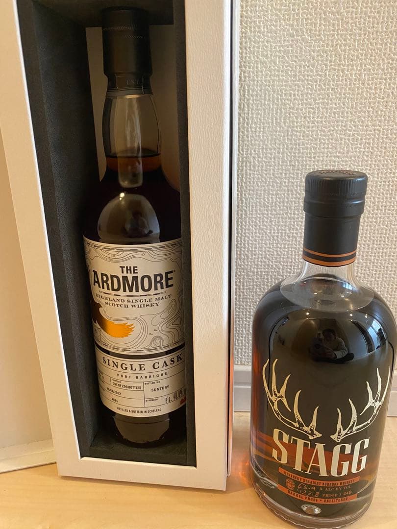 2本セットウィスキー　スタッグ ケンタッキー と　アードモア　シングルカ2002