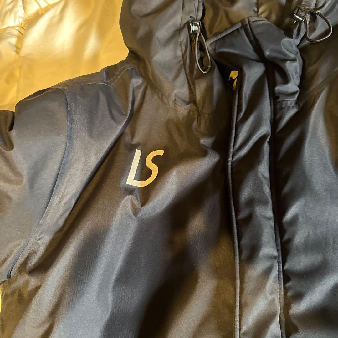 【週末限定】Lサイズ　ルースイソンブラ　ブラック ベンチコート フード付き