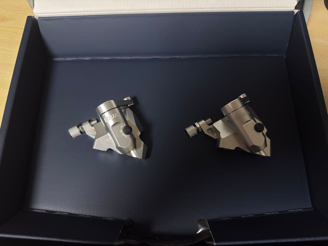 グロータック EQUAL機械式 ディスクブレーキ フラットマウント付