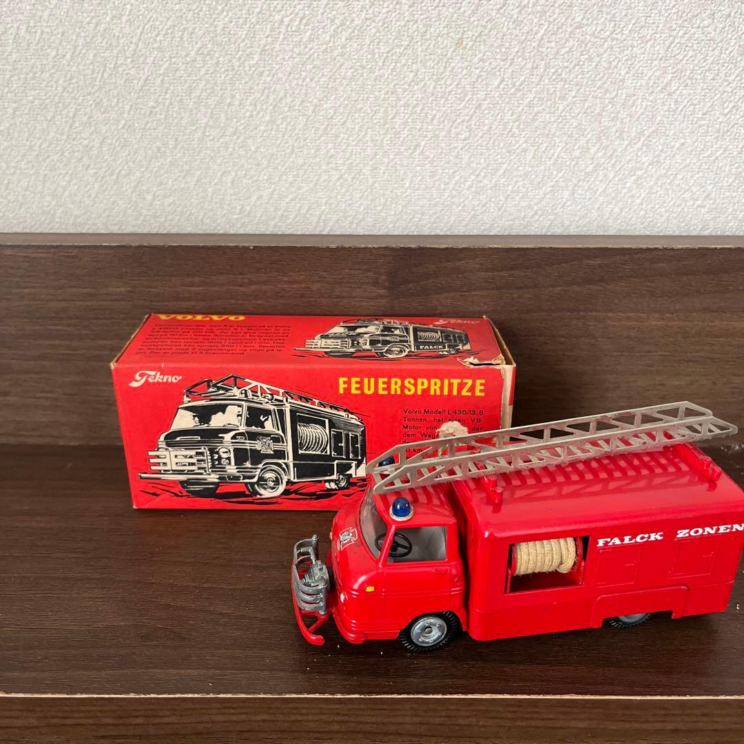 デンマークテクノVOLVO消防車