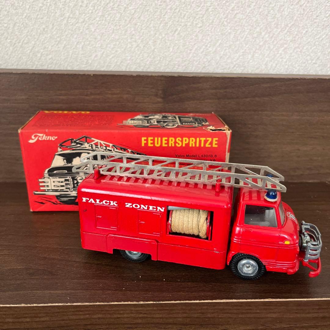 デンマークテクノVOLVO消防車