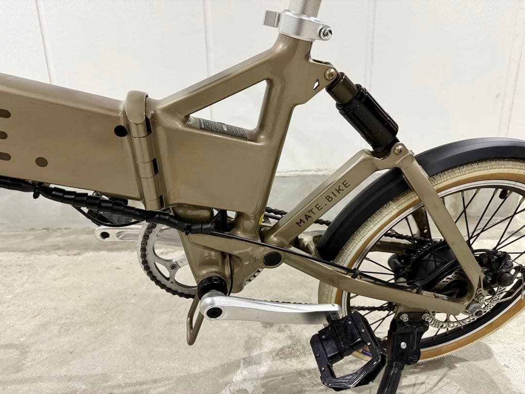 美品 正規品 MATY CITY GOLD 走行距離390km 室内保管