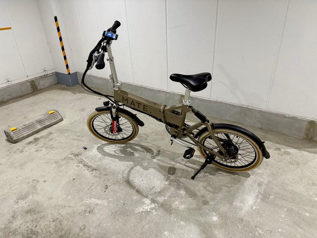 美品 正規品 MATY CITY GOLD 走行距離390km 室内保管