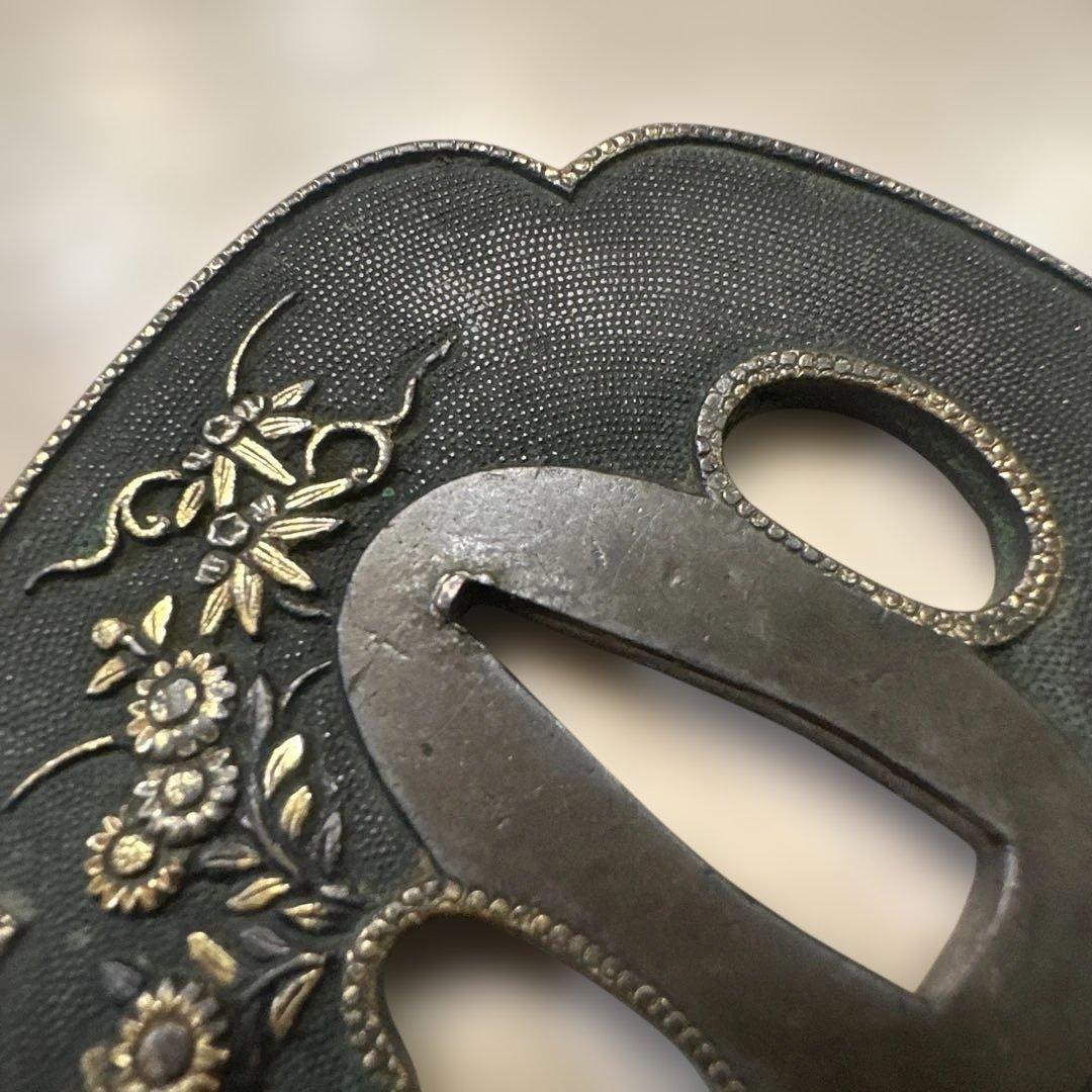 刀装具，秋草紋，秋草圖，鍔（つば）