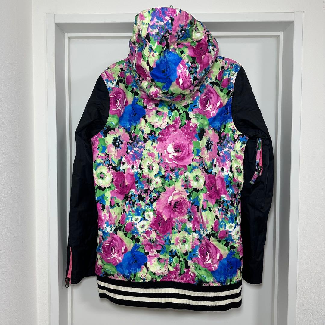 美品☆人気 sista.J スノーボードウェア 上下セット 花柄 総柄 スノボー