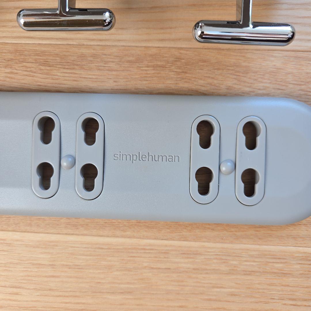 simplehuman ウォールマウントポンプ　444ml×3