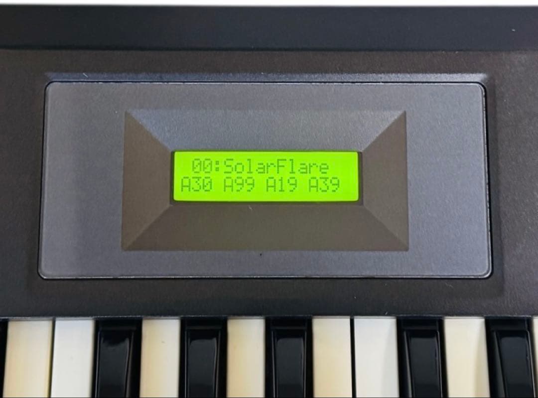 KORG コルグ ミュージック シンセサイザー 61鍵盤 キーボード X5D