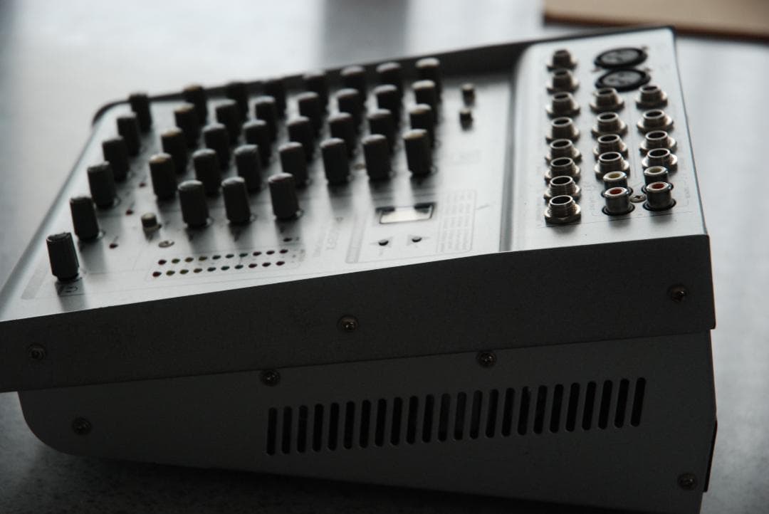 パワードミキサー　ＰＭ602ＦＸ