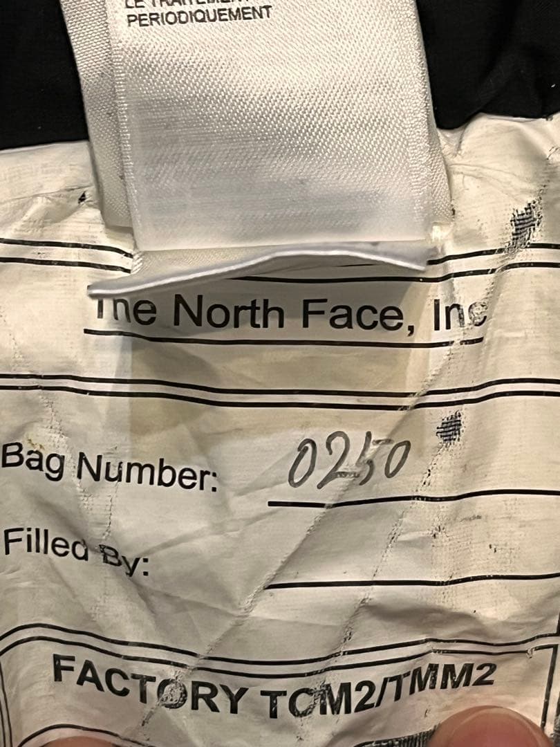 ノースフェイス　シュプリーム　寝袋　Supreme バンダナ柄　ブラック