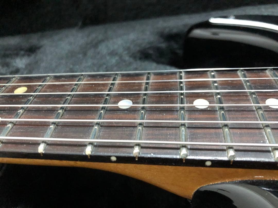 メ*ン様 Valleyarts M series SSH ストラトキャスター