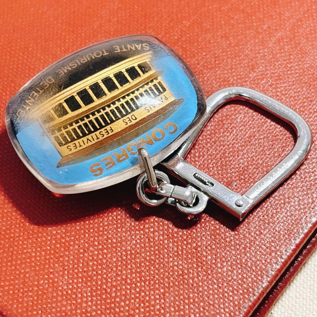 ブルボン キーホルダー 白鳥 EVIAN フランス CONGRES エビアン