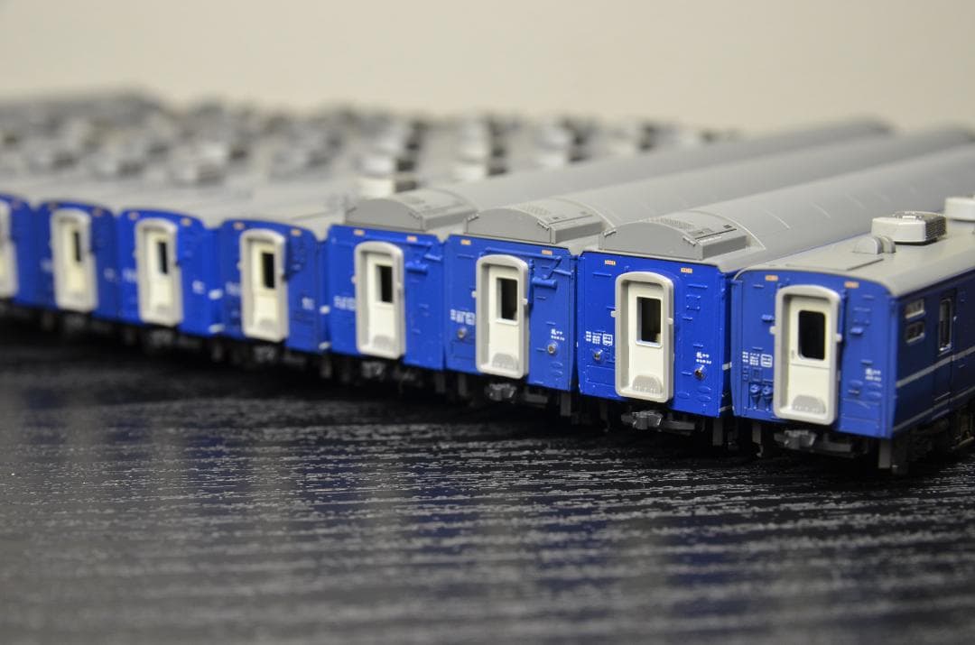 【精密加工品】KATO 寝台急行はまなす 給電エンジン代替車付き 14両セット