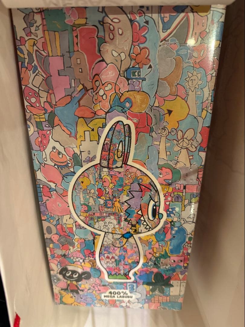 MEGA LABUBU 400% フィギュア