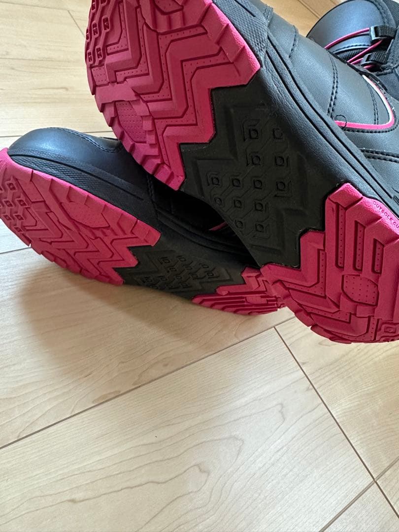 女性用スノーボードブーツ 23.5cm