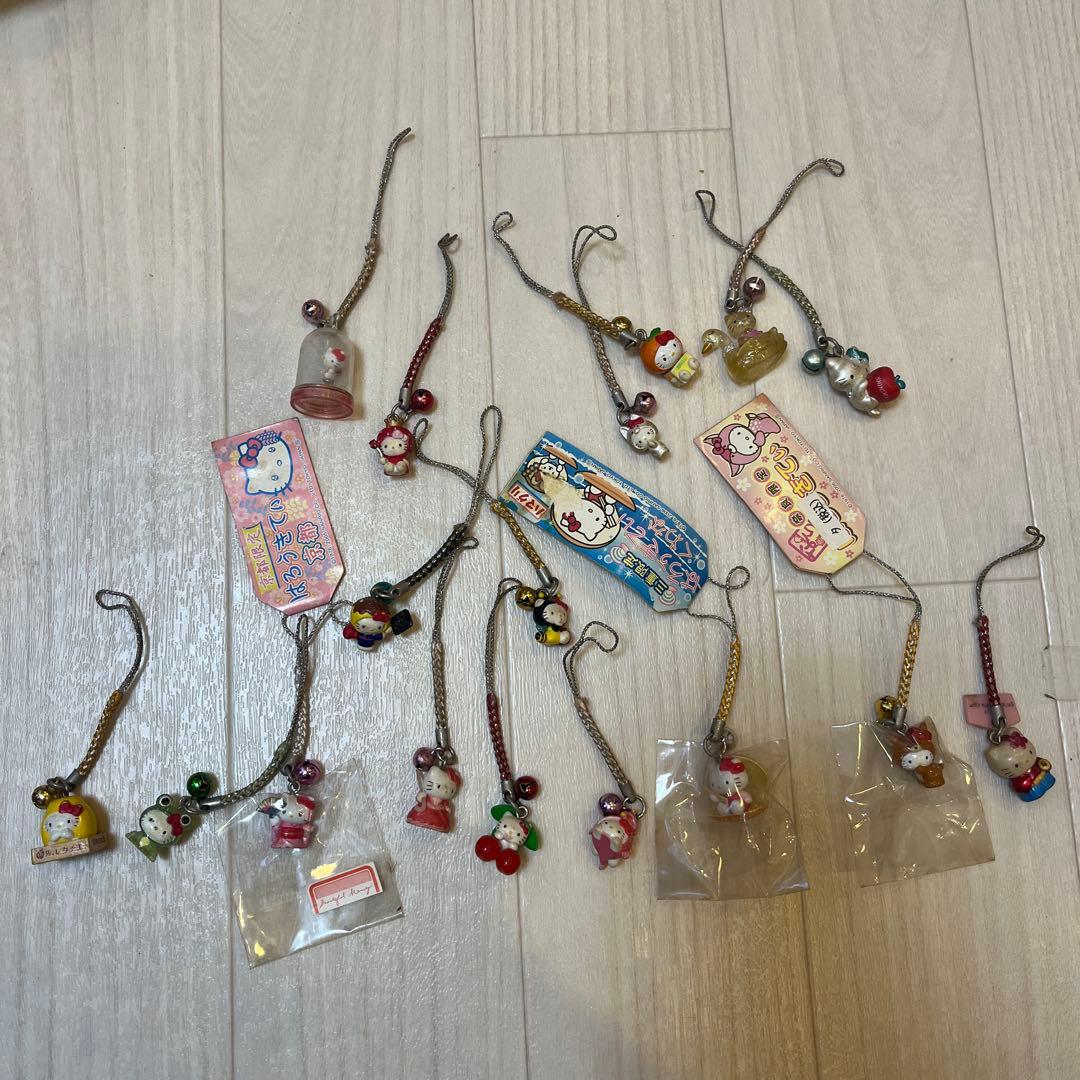 ご当地ハローキティ ストラップ 17個セット