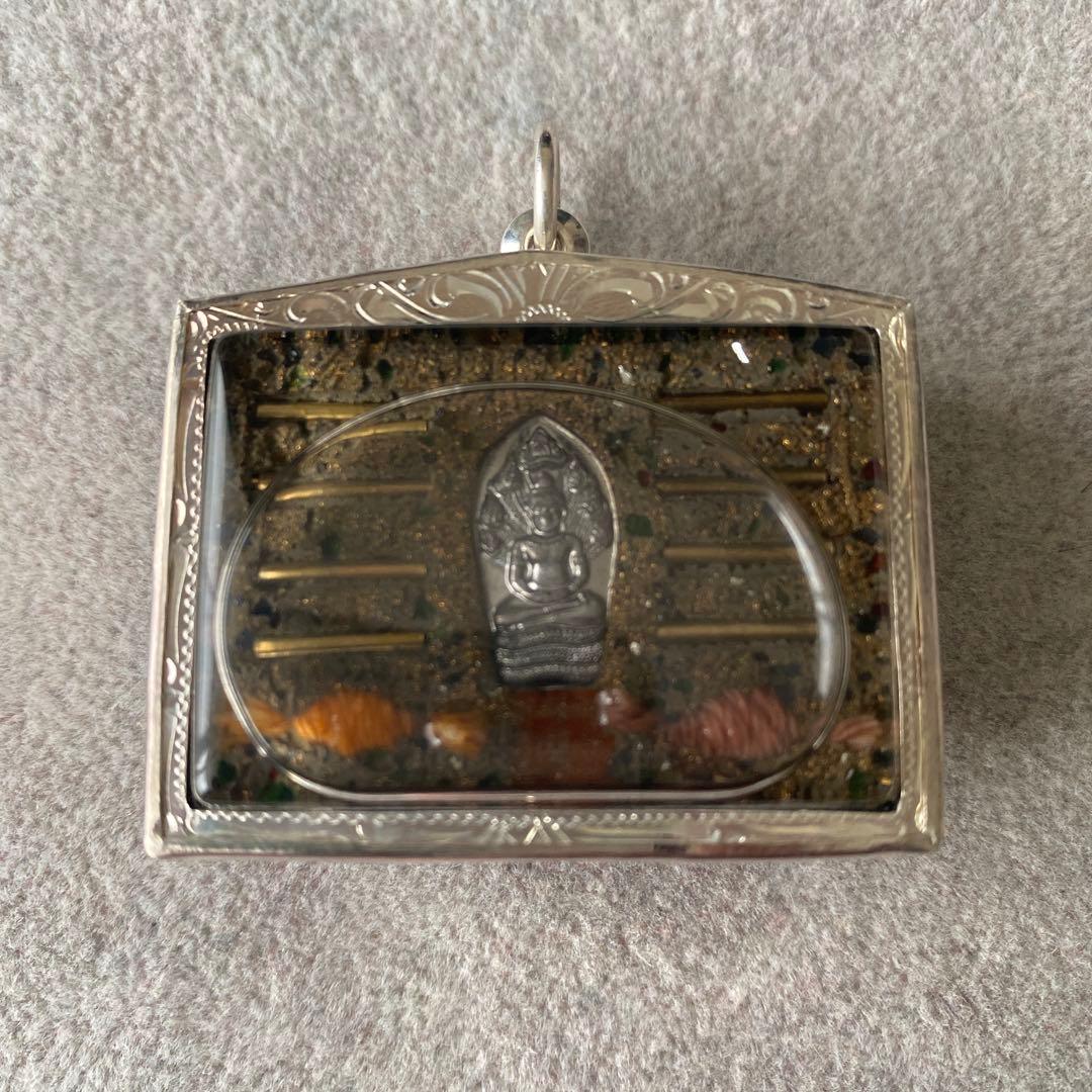 プラクルアン 猫のミルク ヌードーノムメーウ 銀枠 超レア品 愛 恋愛 御守り