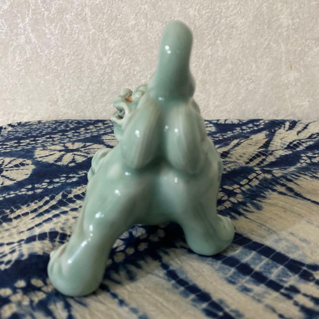 真葛香山　青磁獅子置物
