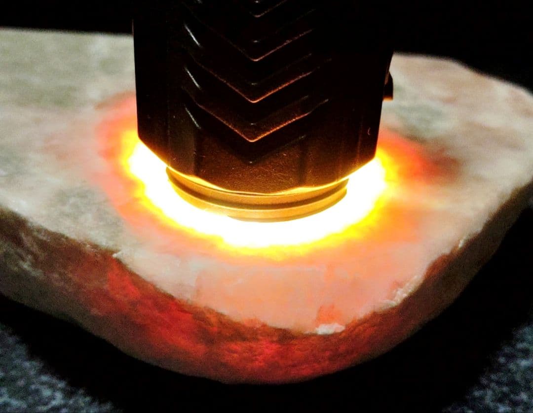 ★翡翠原石★糸魚川クリノゾイサイト【姫川・転石・カット❶540ｇ】