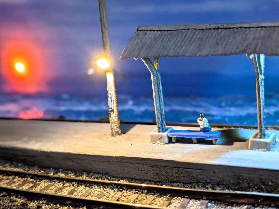 Nゲージ・ジオラマ展示台【海辺の無人駅】