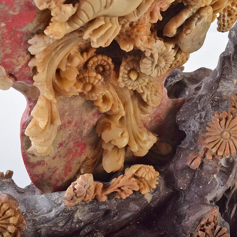 中国　玉石昌化鶏血石　魚蟹海老花刻　置物　床飾　約6㎏　F　R7946B