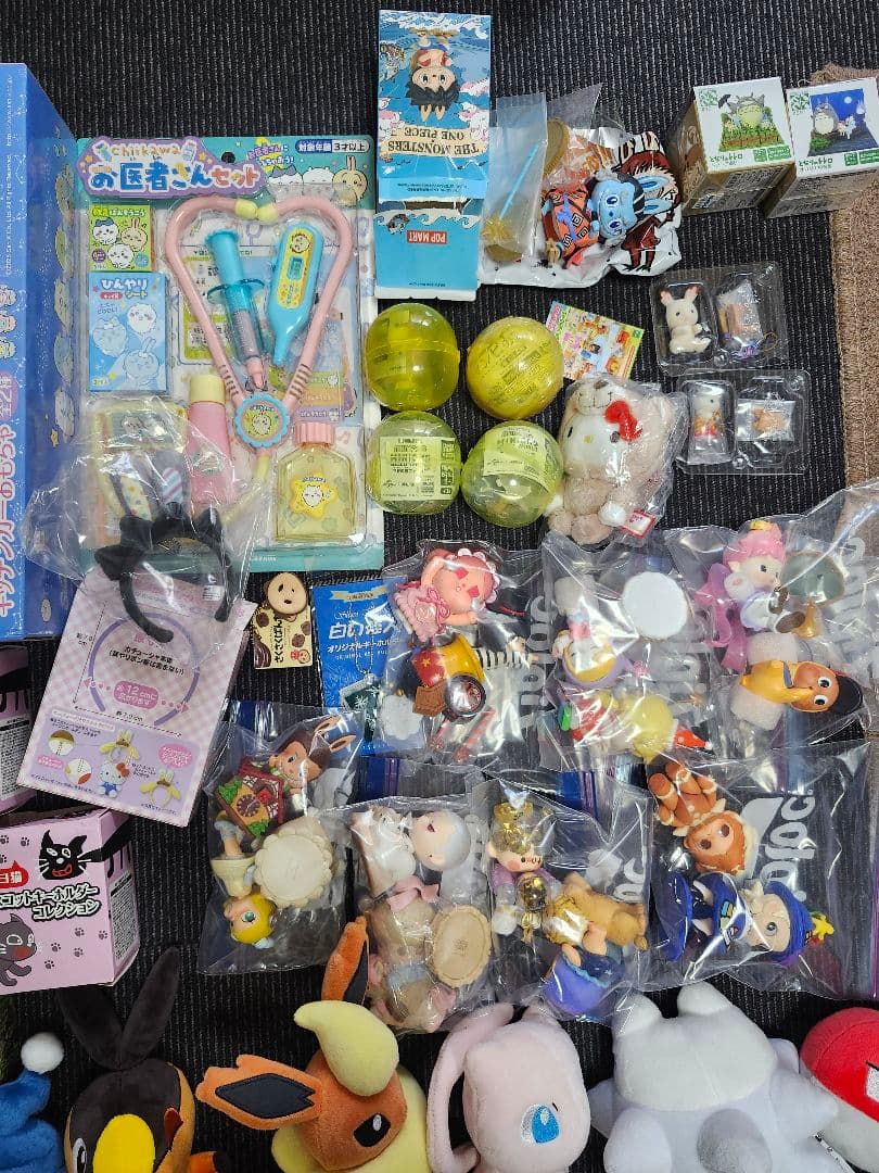 ポップマート　すみっコぐらし　ポケモン　ぬいぐるみ　まとめ売り