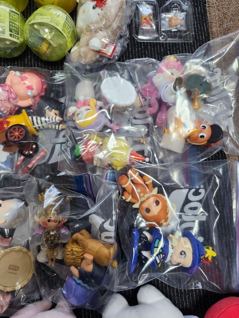 ポップマート　すみっコぐらし　ポケモン　ぬいぐるみ　まとめ売り