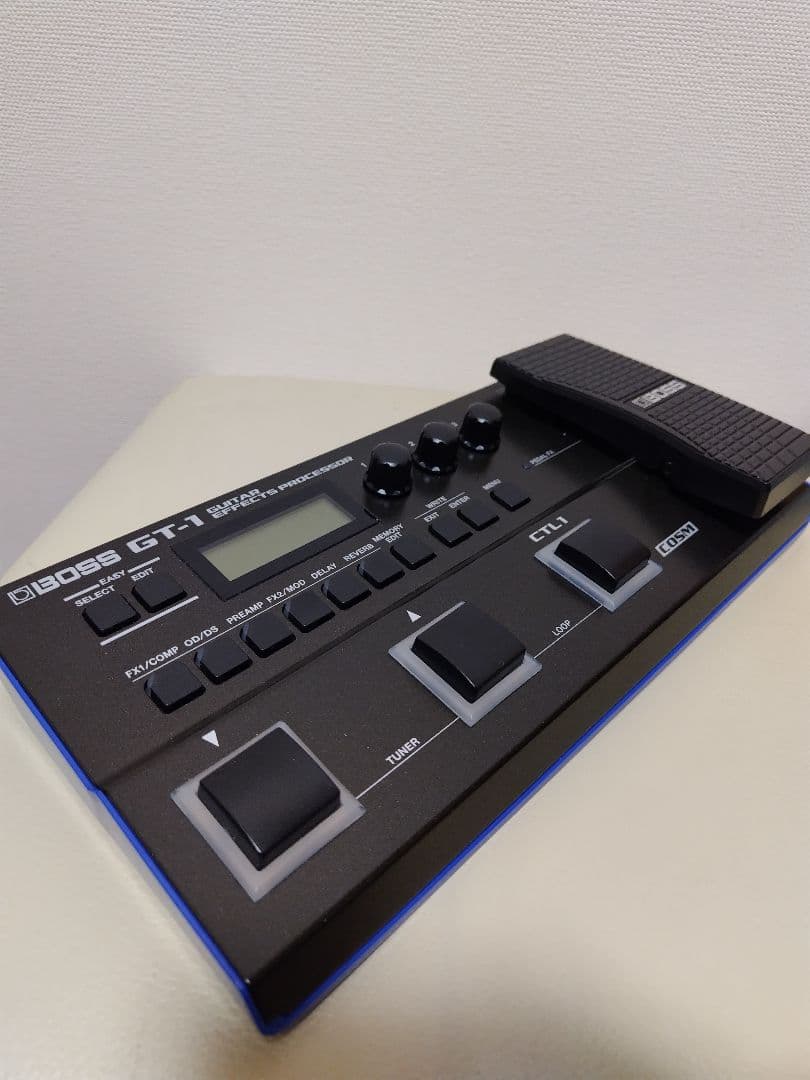 BOSS GT-1 ギターエフェクター 本体