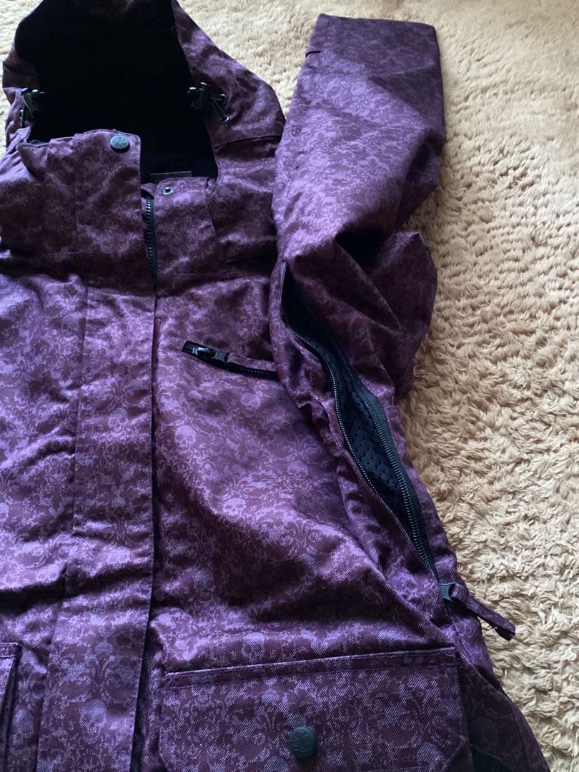 Ride レディースＳ　スノボウェアスキーウェア　ROXY手袋付き