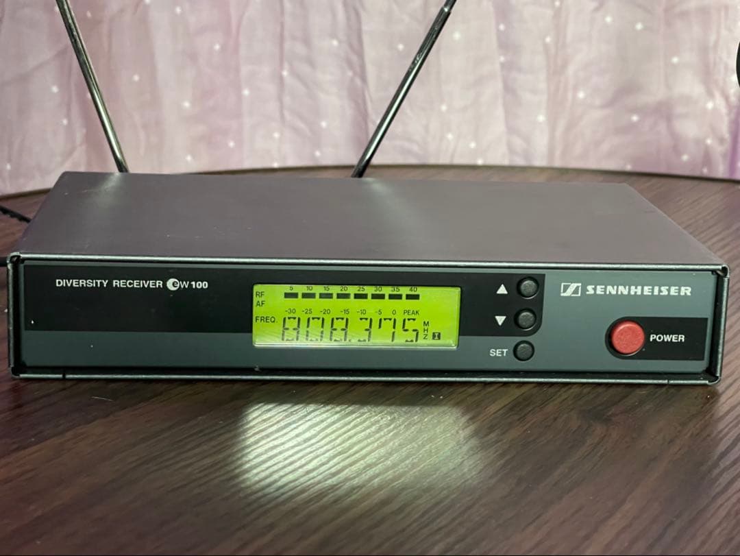 ⑥Sennheiser EW100 B帯 ワイヤレスシステム ラベリアマイク付き