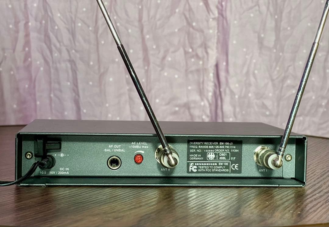 ⑥Sennheiser EW100 B帯 ワイヤレスシステム ラベリアマイク付き