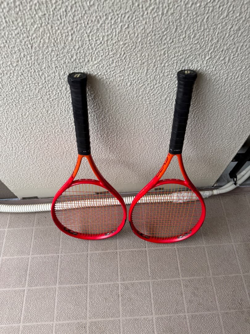 レッドオレンジ硬式テニスラケット2本セット
