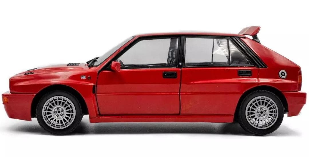 1/18 ランチア デルタ HF インテグラーレ 最終限定版 1995 レッド