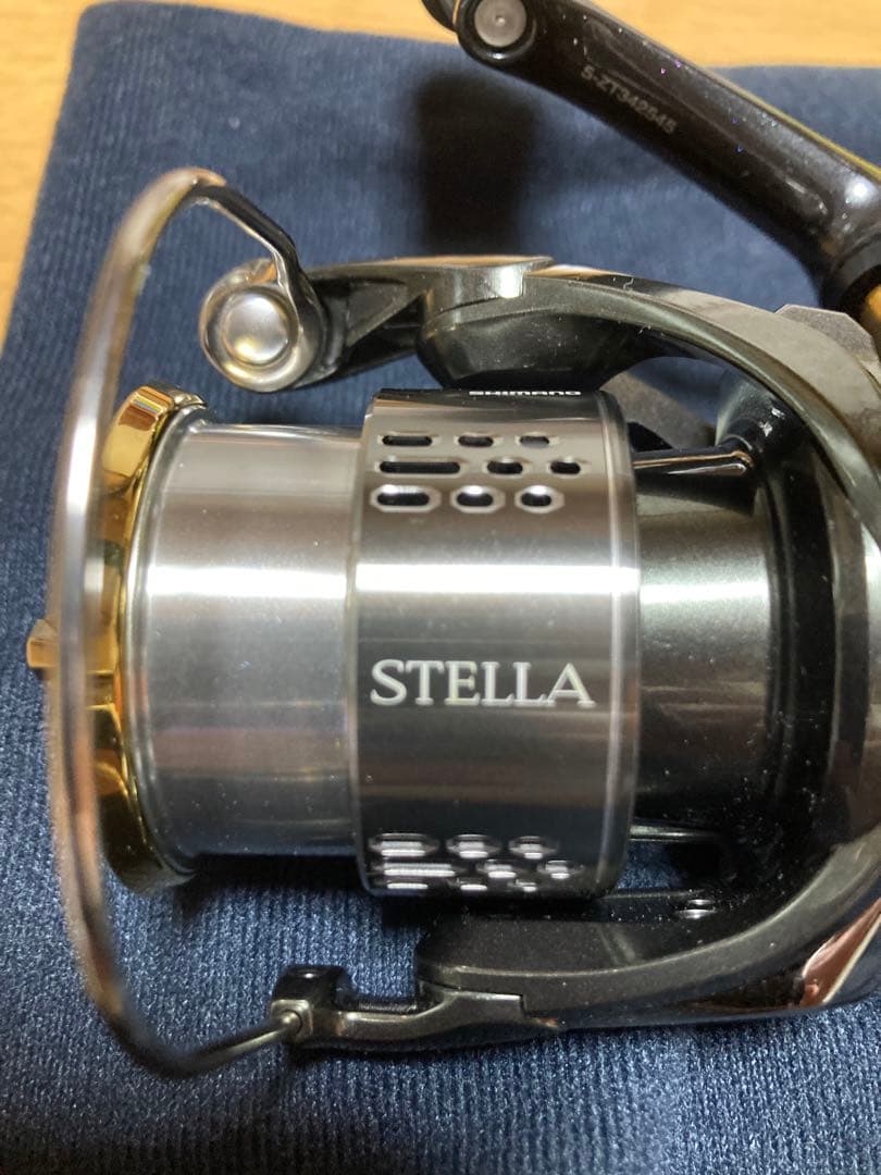 23カーディフXR C2000SHG 18ステラスプールハンドル