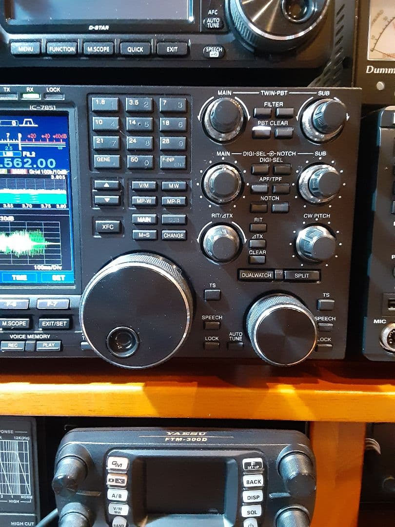 トランシーバー IC-7851