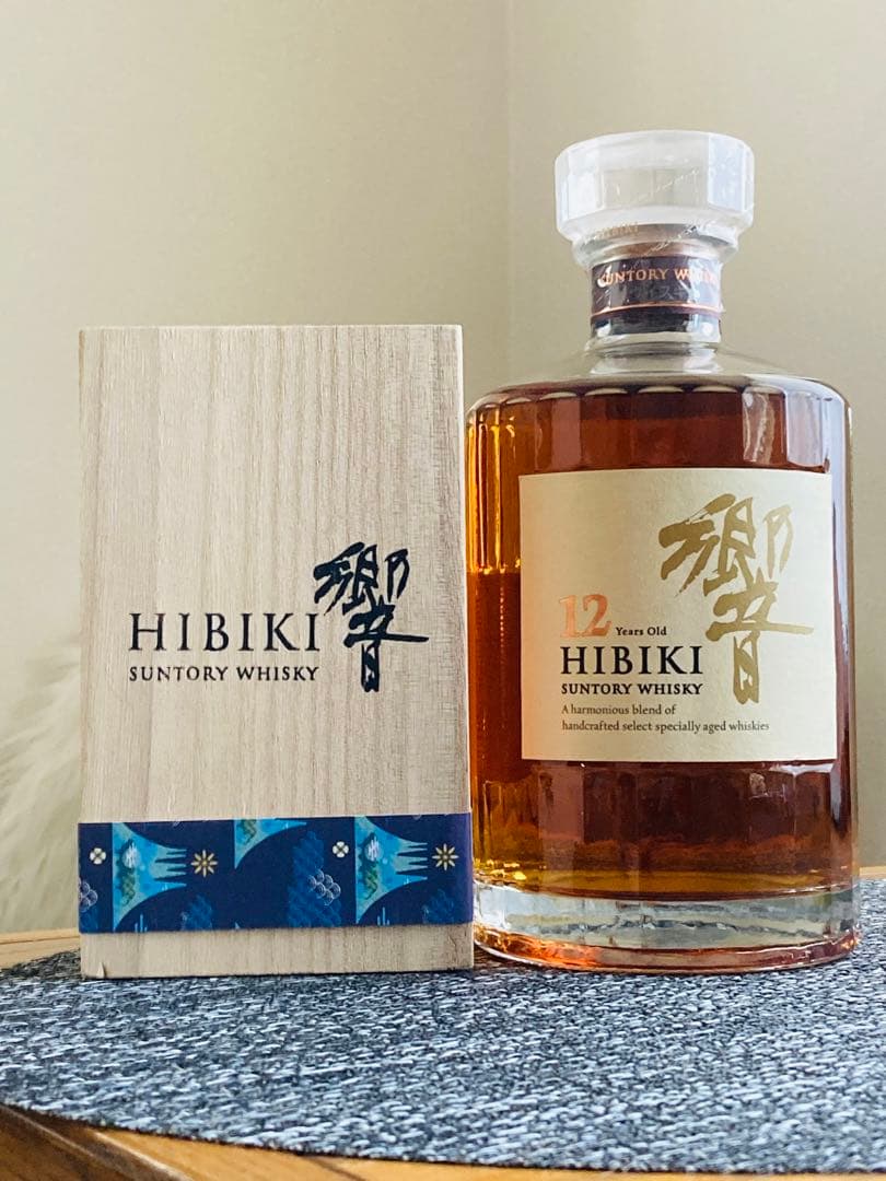 週末出品★サントリー響12年　700ml‼️新品未開封　超美品★オマケ付‼️