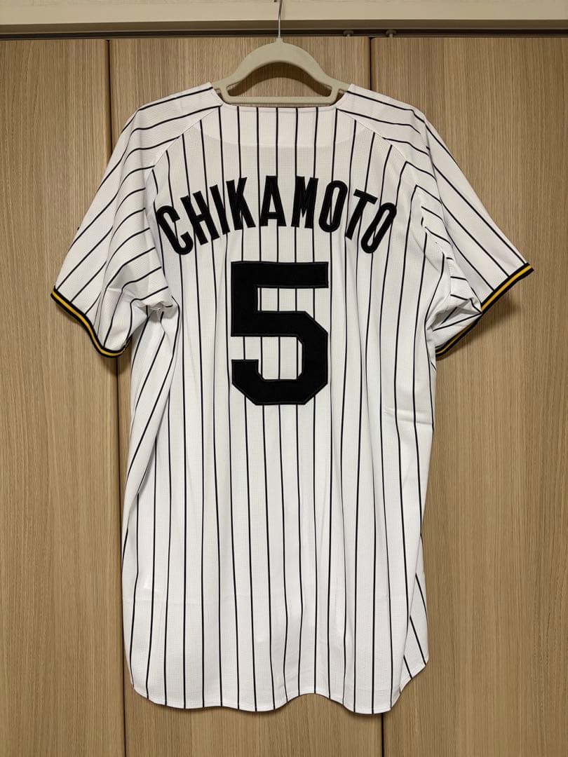 阪神タイガース レプリカユニフォーム90周年 近本 Oサイズ
