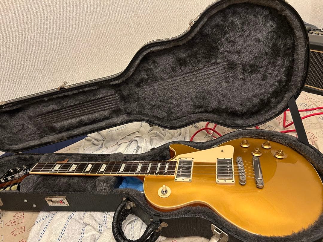 Gibson Les Paul ゴールド ハードケース付き