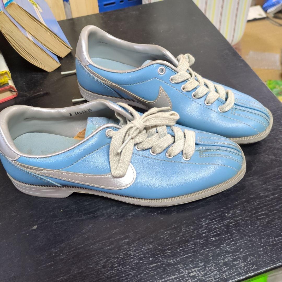 ナイキ　ボーリング　シューズ