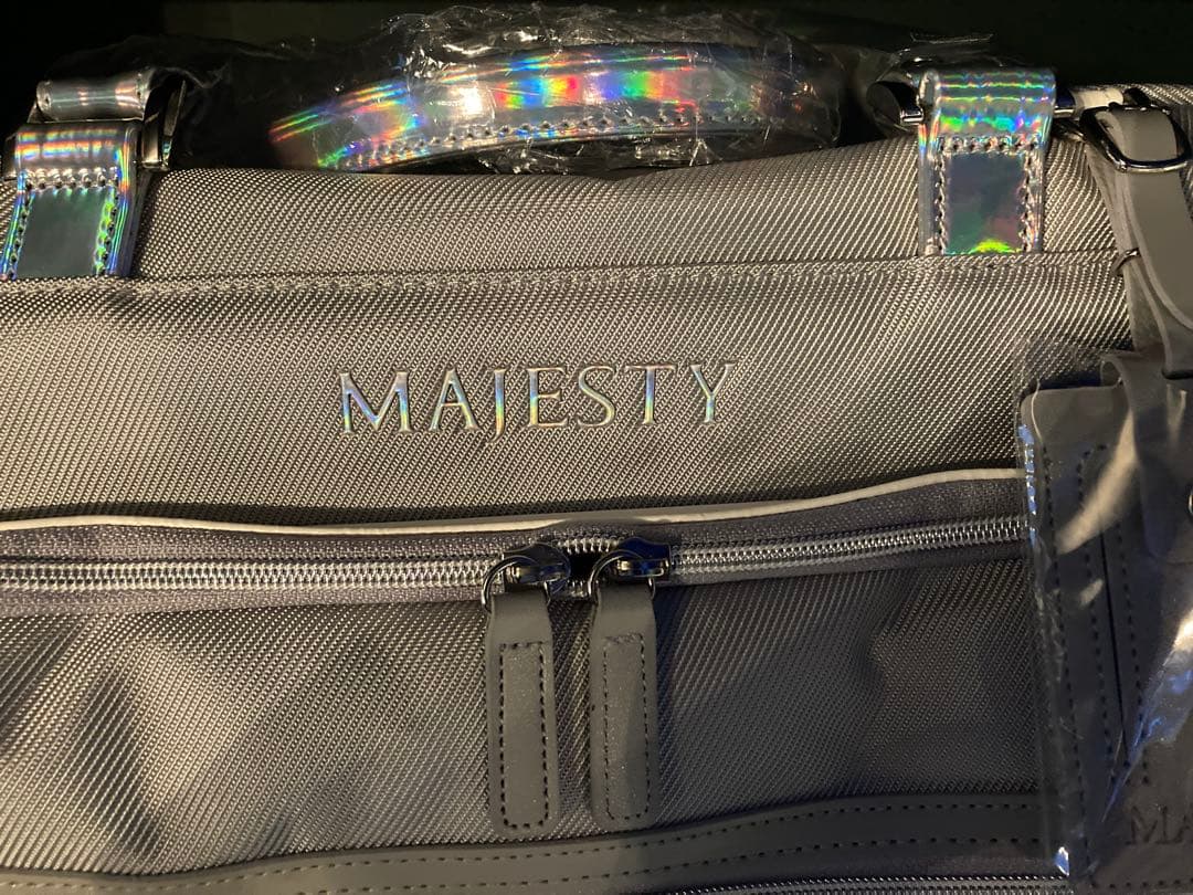 新品、未使用！MAJESTY ゴルフバッグ グレー/ホワイト
