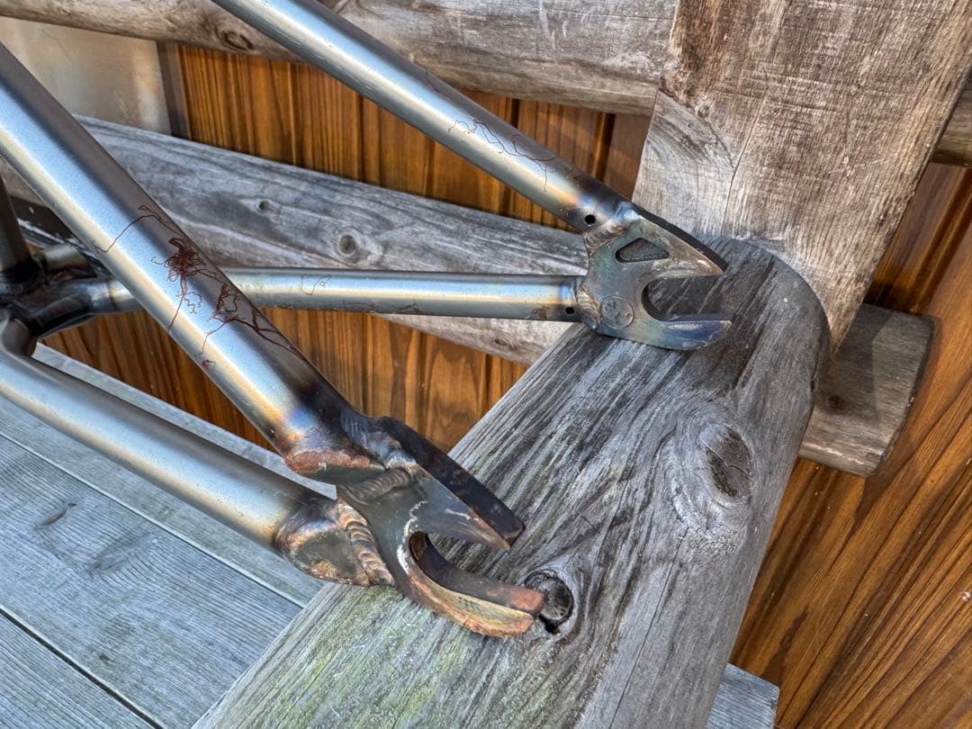 BMXフレーム STRESS CREW FRAME 20.8”